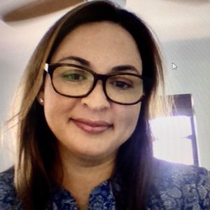 Meet your Posher, Cassandra